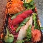 Best Assortment of Raw Fish (9 pcs) in Boca Raton, FL